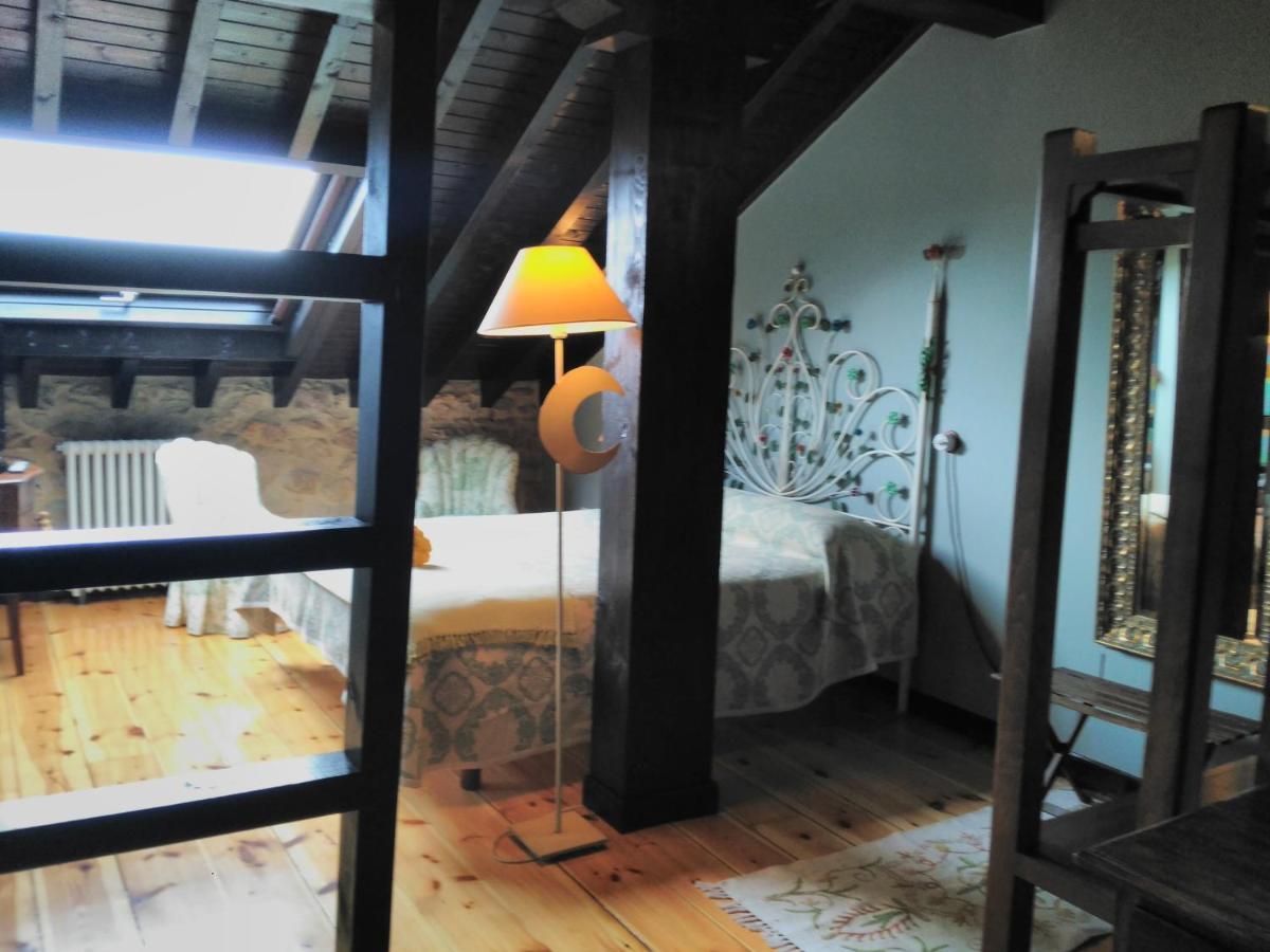 Hostal Casona Camino de Hoz Anero Habitación foto